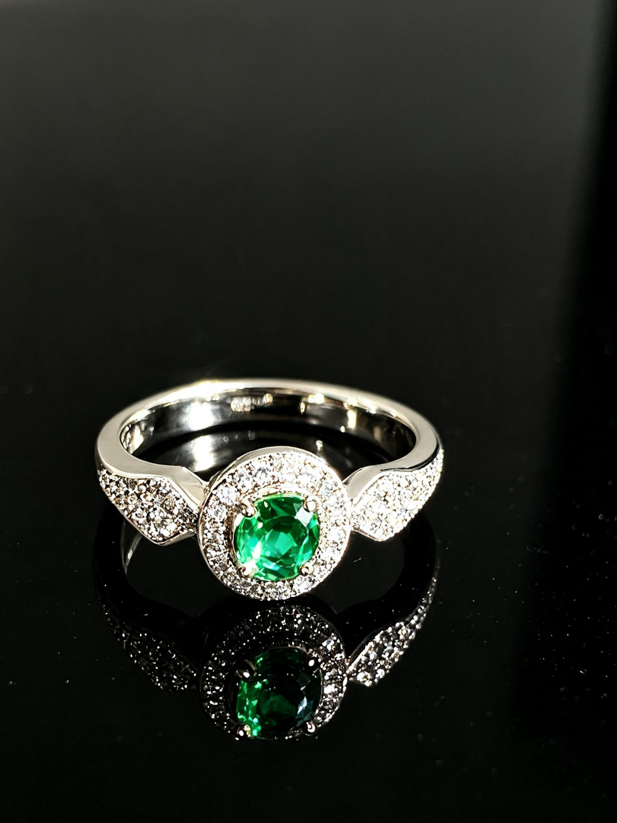 The Celeste — Emerald & Diamond Halo Ring—— DUBAI GEMS