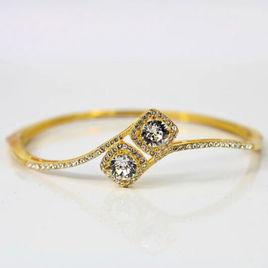 YELLOW GOLD FINISH Cushion Round Cut Cluster Created Diamond Bangle