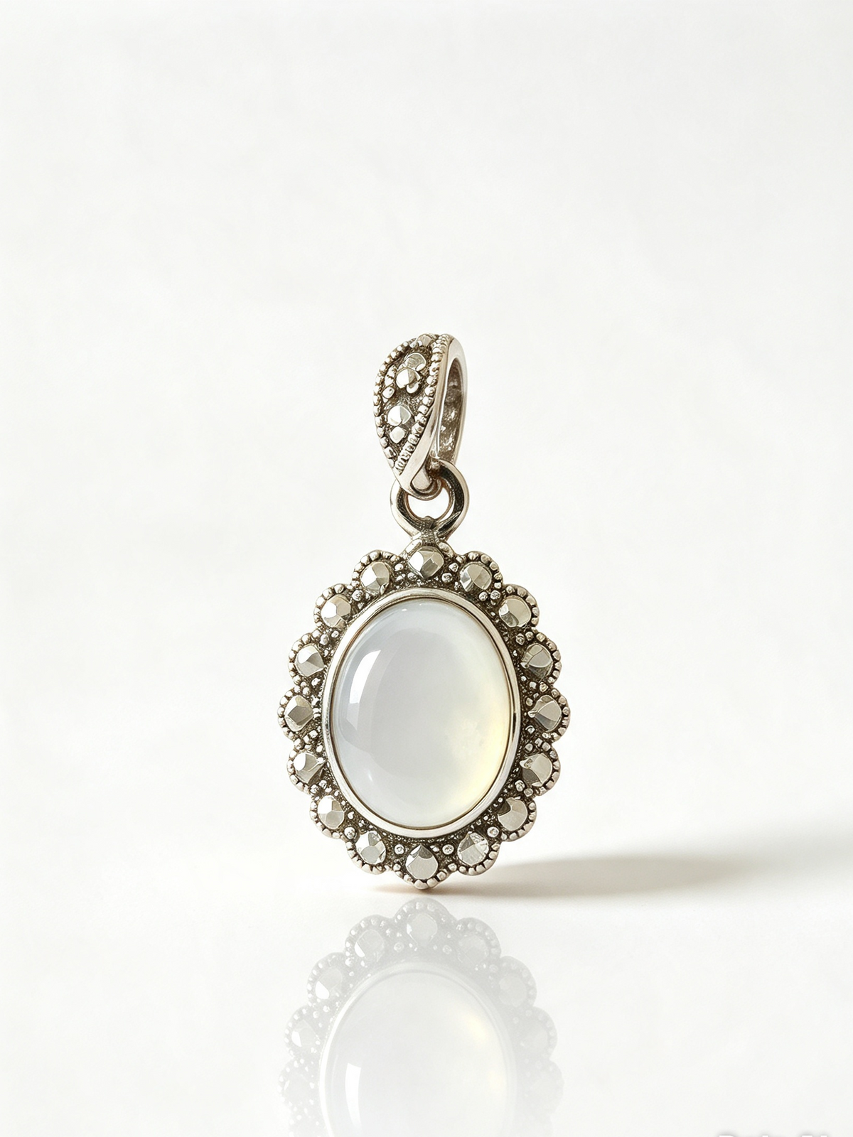Aveline | Pendant | Dubai Gems