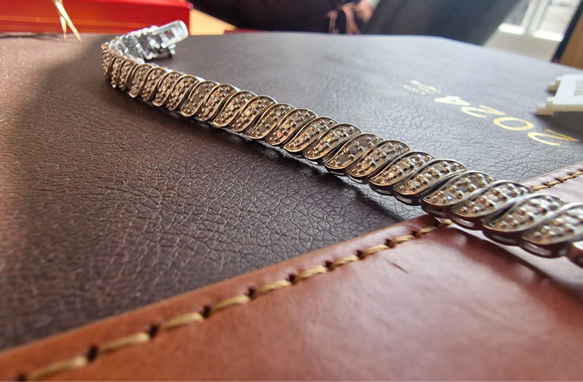 Natural diamond bracelet limited edition Special Listing