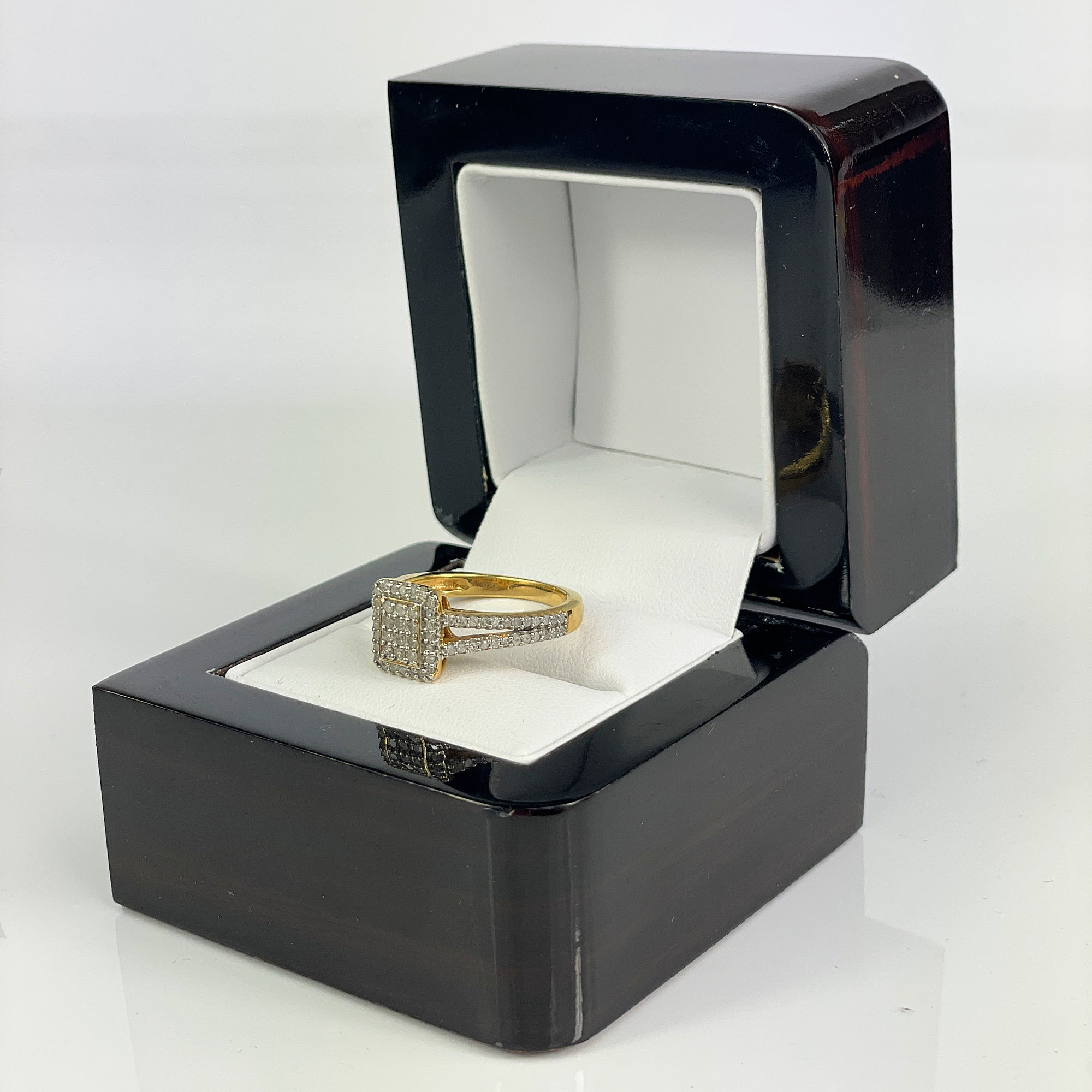 Yellow Gold Dubai Marina Natural Diamond Shoulder Set Cluster Ring Limited Edition