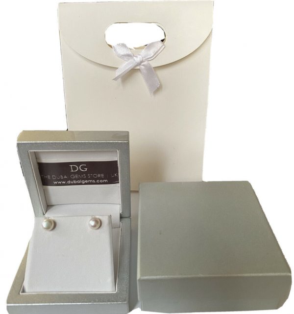 White gold finish Mother Of Pearl Stud Earrings Set