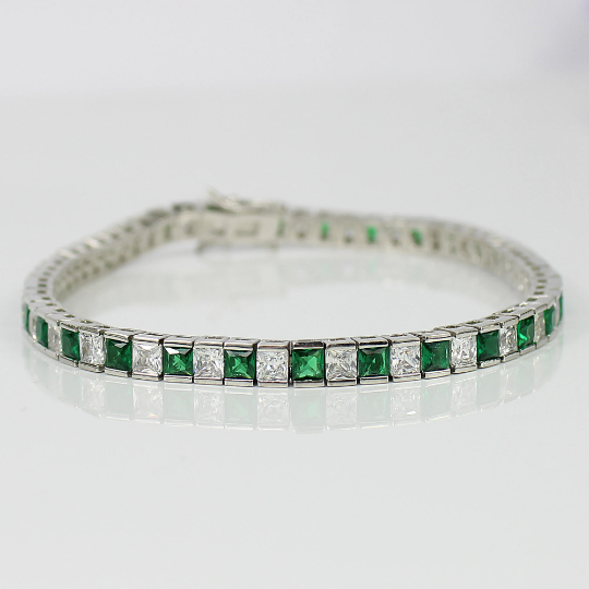 WHITE GOLD FINISH Green Emerald Princess Cut Alternating Created Diamond Bracelet