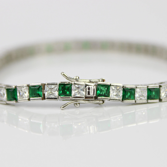 WHITE GOLD FINISH Green Emerald Princess Cut Alternating Created Diamond Bracelet