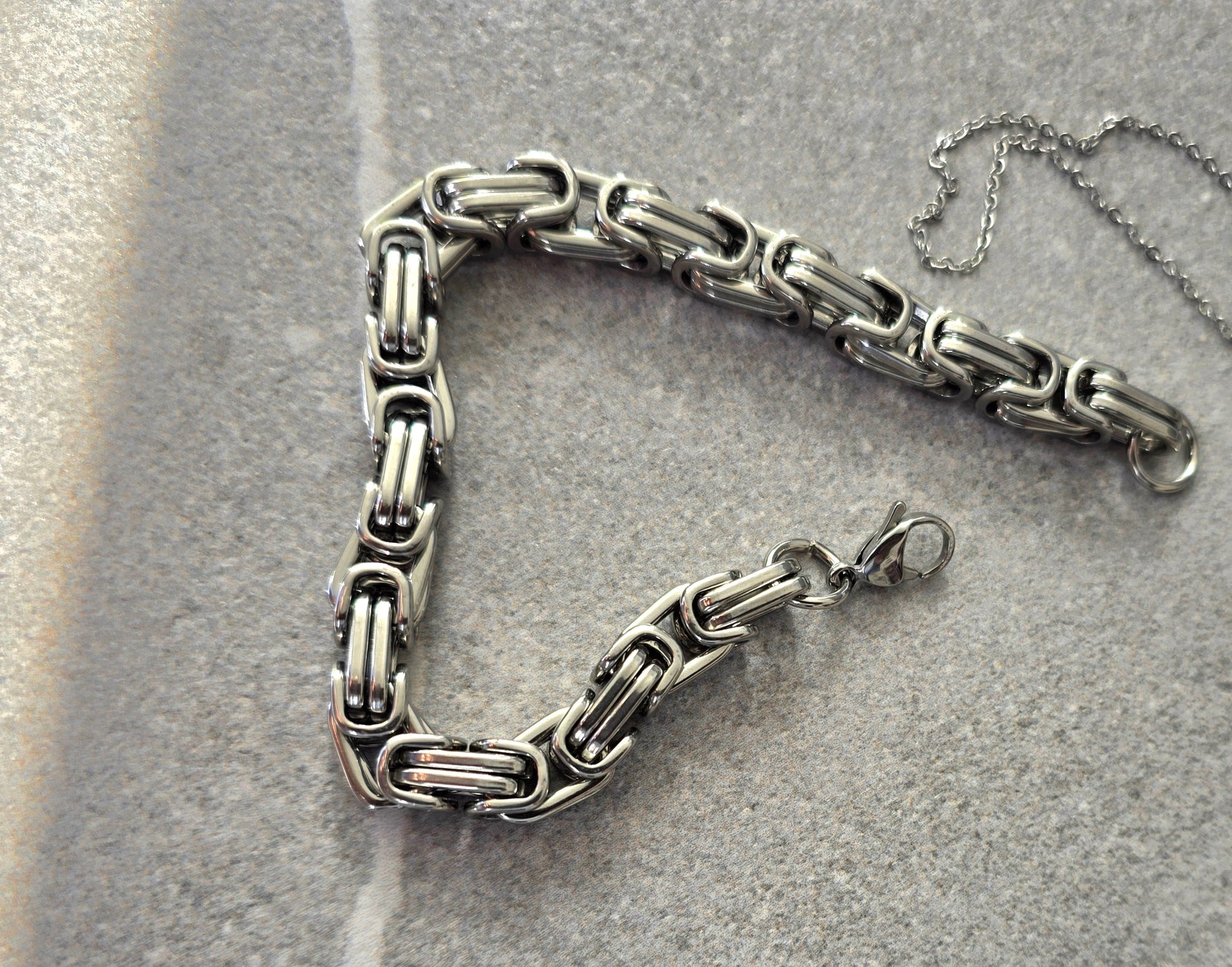 The Guardian Link Bracelet – Premium Men’s Jewellery for Strength & Courage